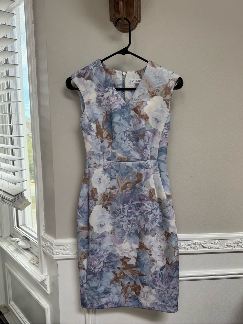 Calvin Klein Pastel Floral V-Neck Sheath Dress